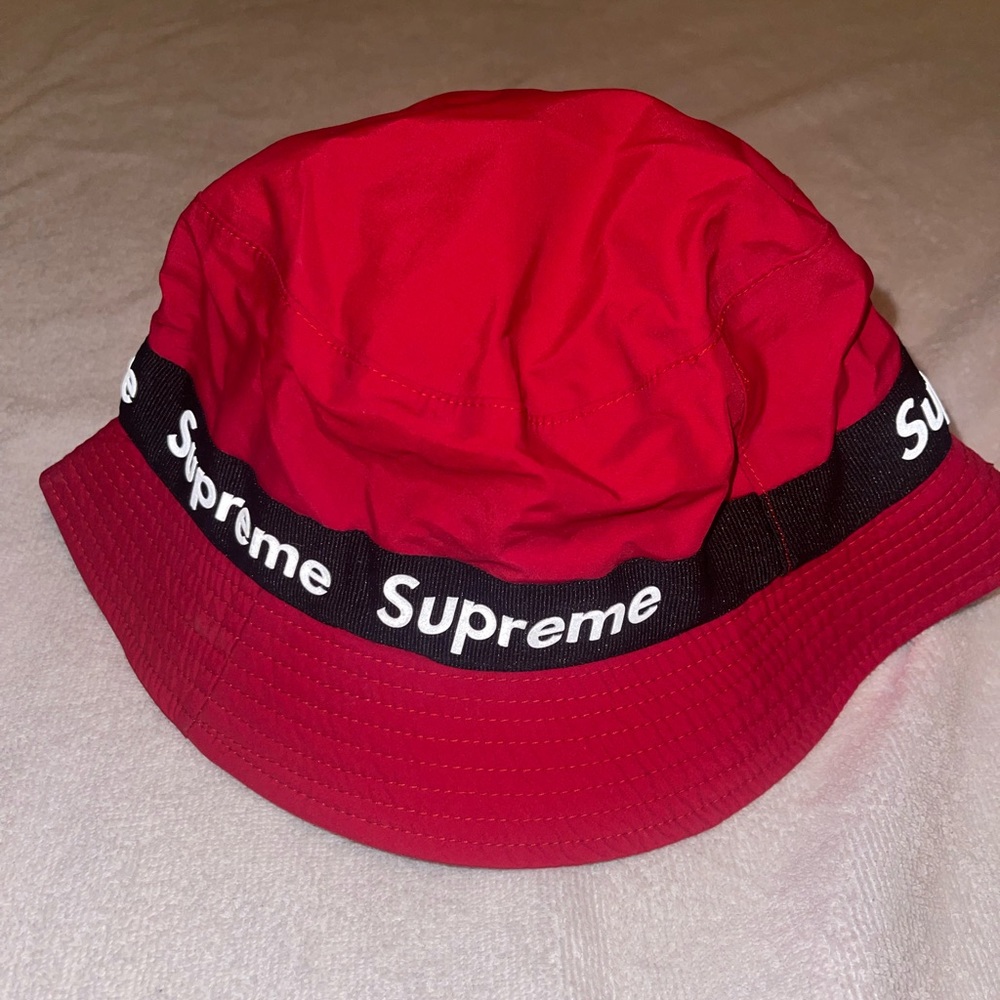 Supreme TAPED SEAM CRUSHER bucket hat realize s/m